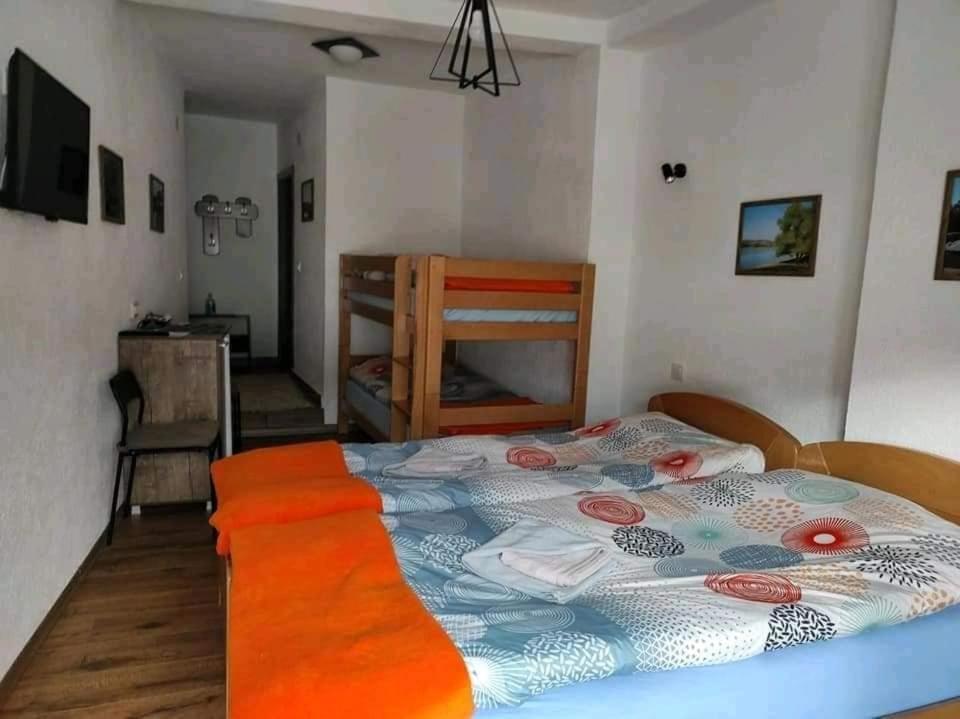 Bed and Breakfast Casa Mular à Kruševo Extérieur photo